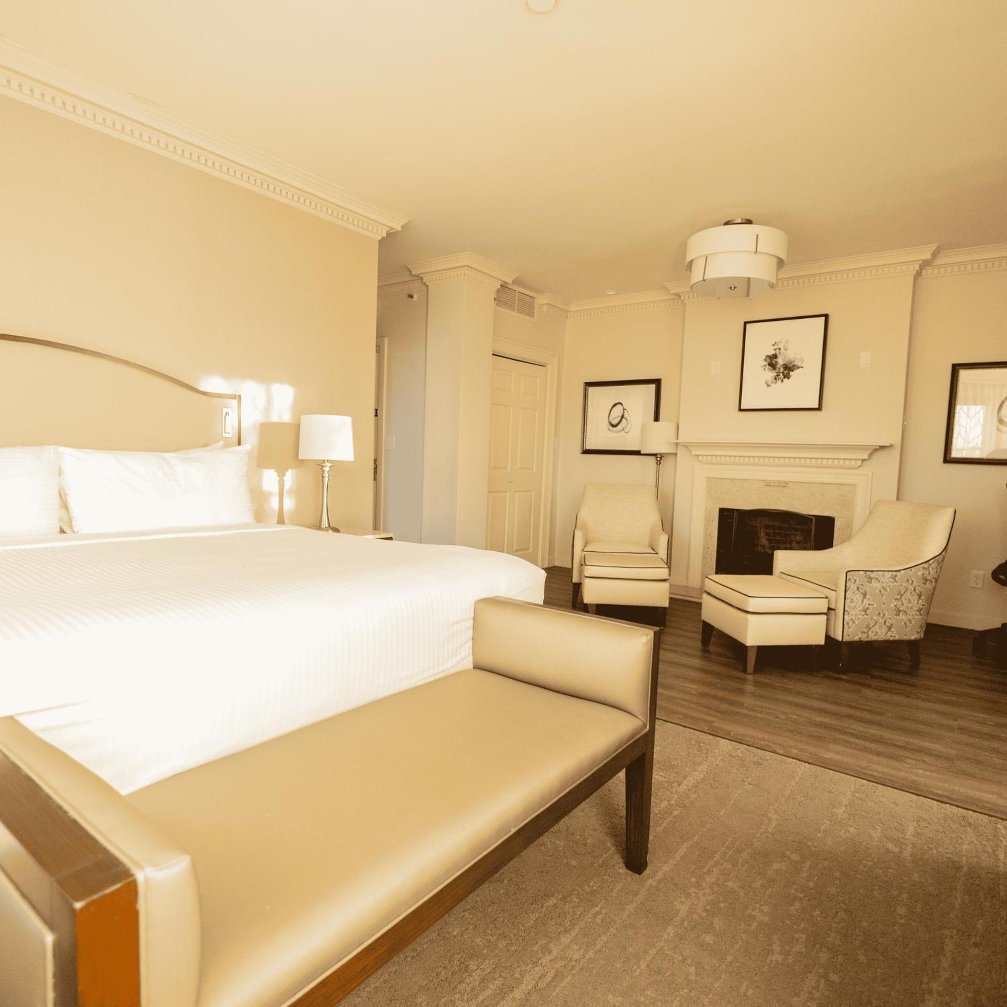 The Albion Summit Hotel Екстериор снимка