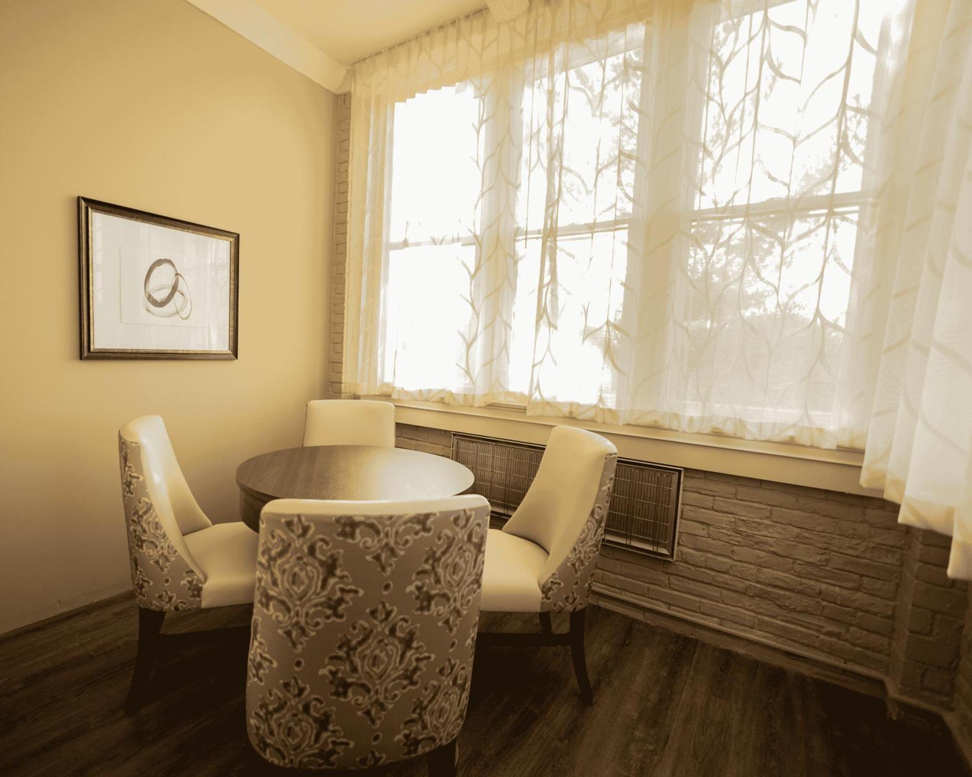The Albion Summit Hotel Екстериор снимка