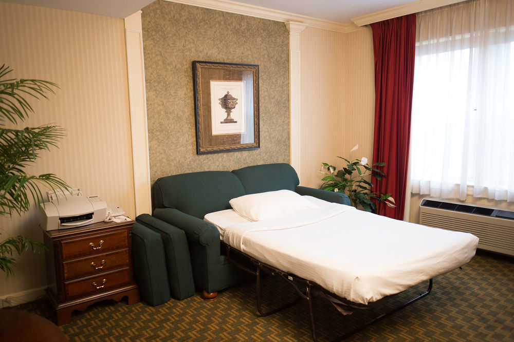 The Albion Summit Hotel Екстериор снимка