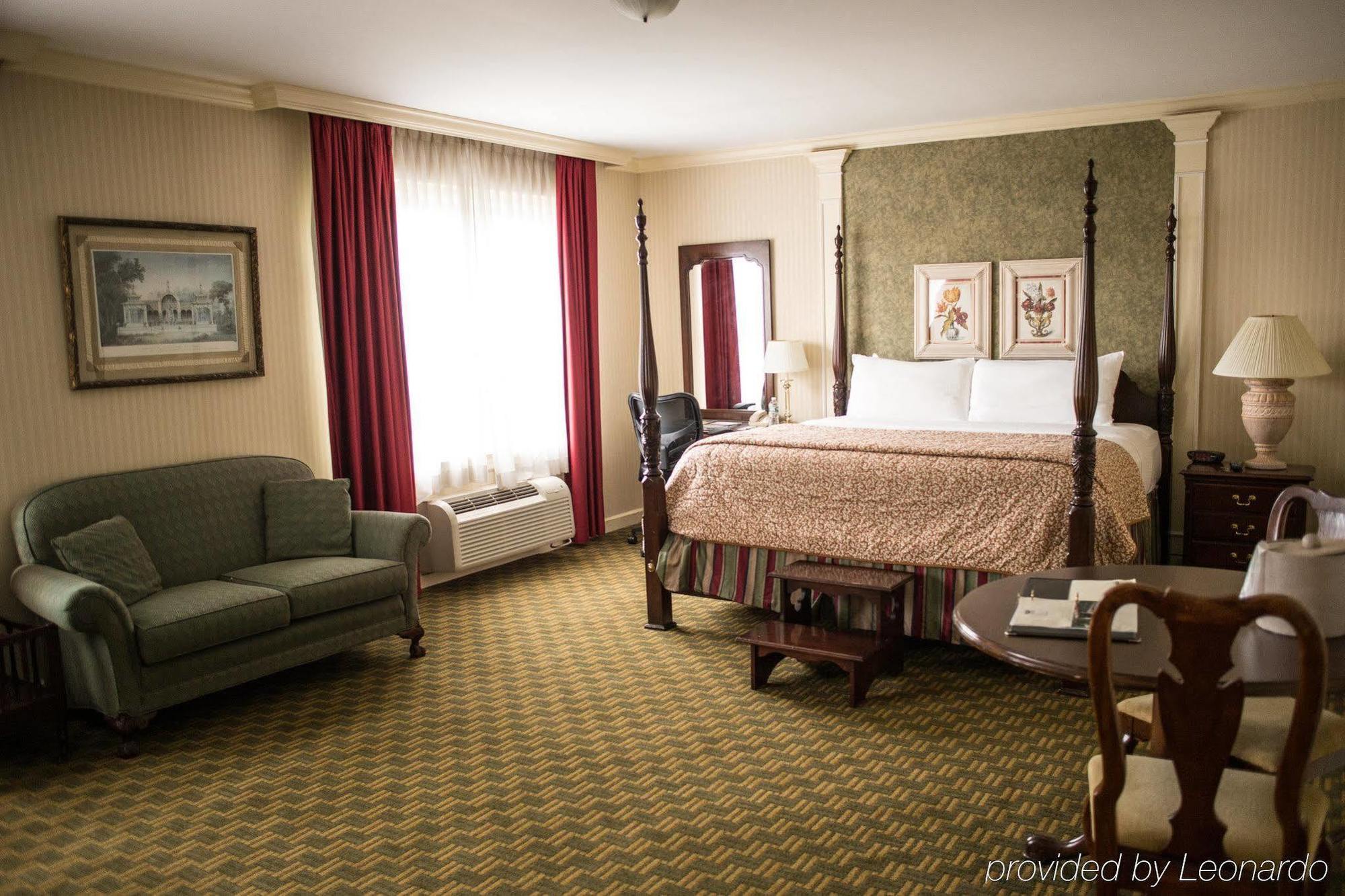 The Albion Summit Hotel Екстериор снимка